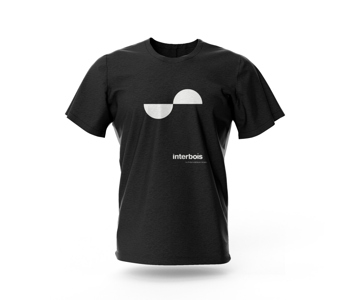 T-shirt noir avec avatar Interbois, le logo Interbois et le positionnement 